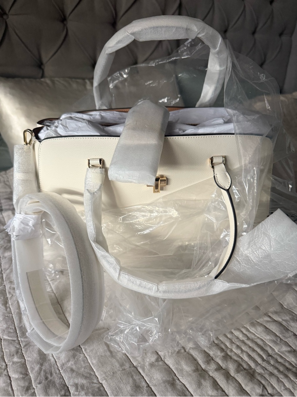 Kate Spade Phoebe Commuter Leather Satchel with Gold Hardware in Meringue NWT